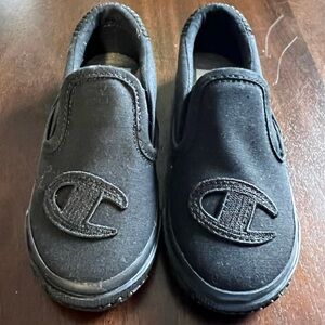 Champion slipon black kids shoes size 10